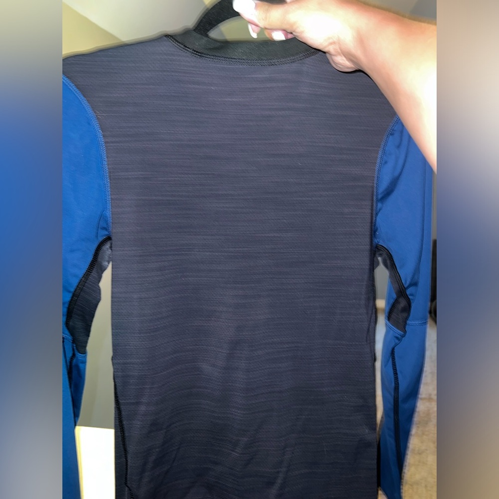Men’s Reebok ActivChill Long Sleeve Mesh Back Tee Size M - Picture 2 of 3